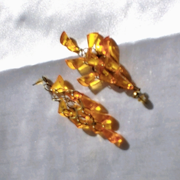 Earrings 5 PRICE DROP vintage costume pierced - Picture 4 of 6